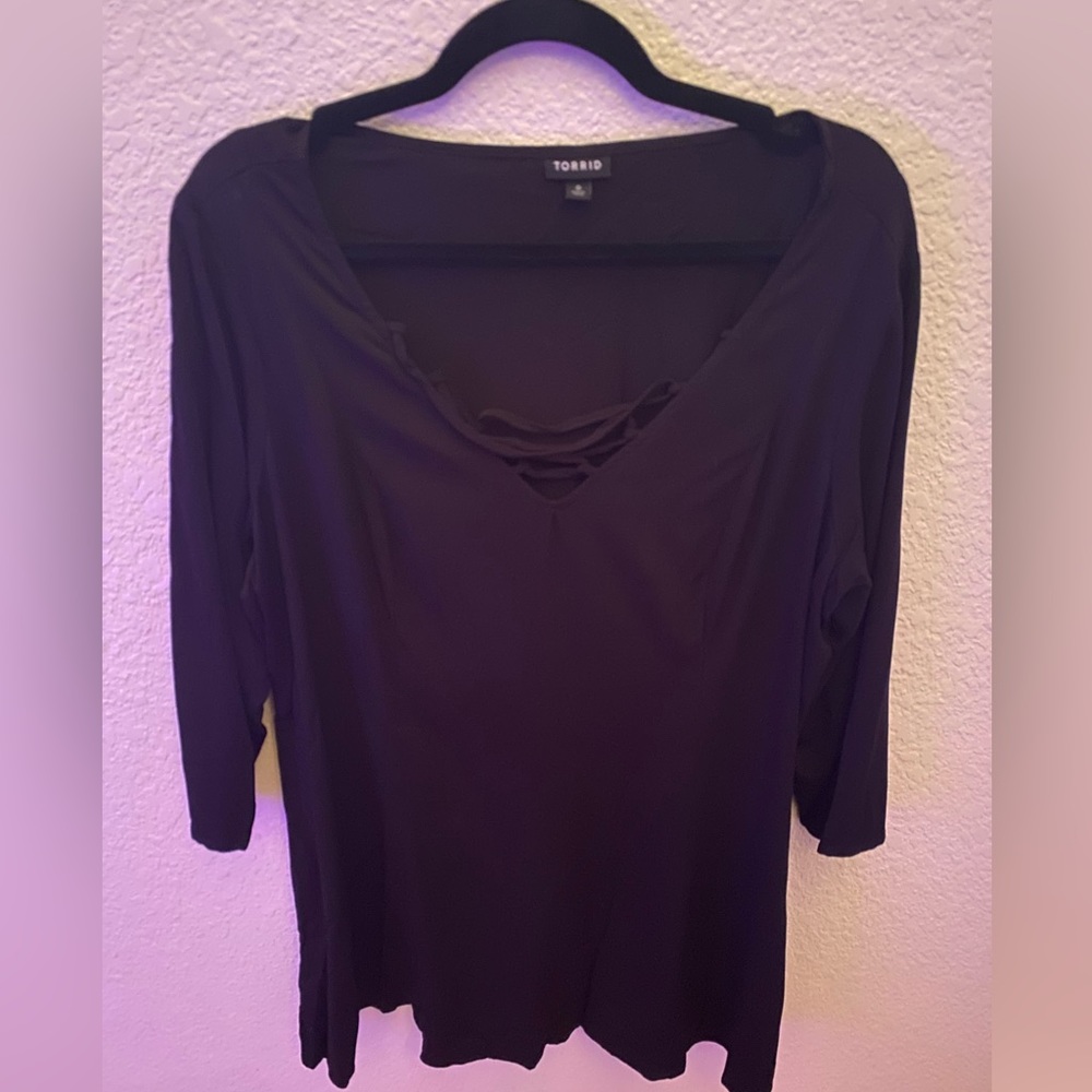 Torrid Black Crisscross Long Sleeve Top Size 0/12